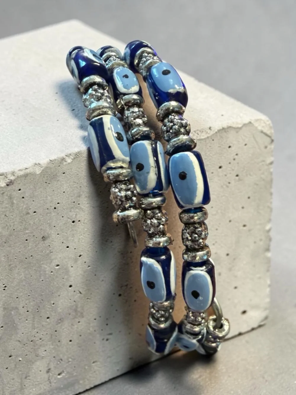 Blue & White Beaded Wrap Bracelet Silver Tone Multi Strand